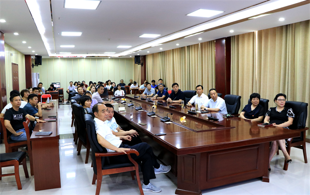 周口幼师组织全体党员 观看庆祝中国共产党成立100周年大会